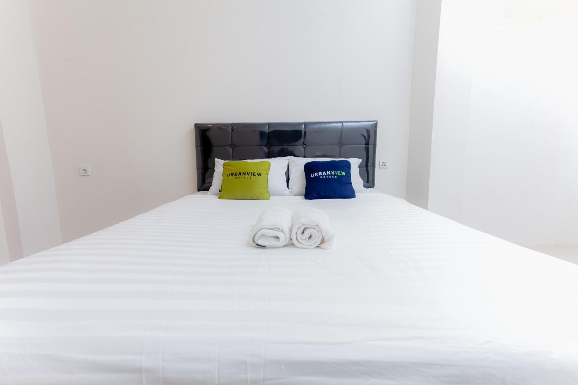 Urbanview Hotel Priority Samarinda By Reddoorz Экстерьер фото